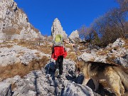 19 Usciamo dal sentiero per goderci i torrioni da vicino